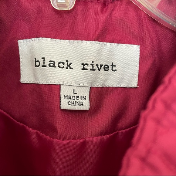 Black Rivet Burgundy Quilted Vest - Picture 3 of 8